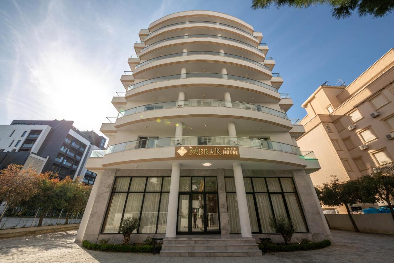 Merar Hotel Golem  Kültér fotó